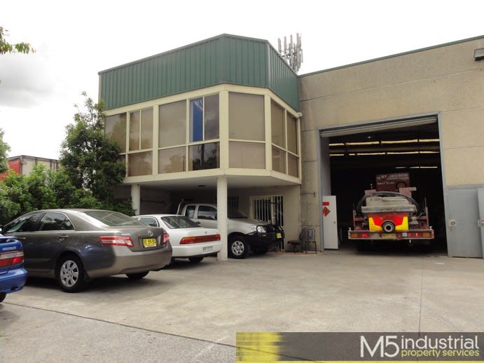 1/4 Pat Devlin Cl Chipping Norton NSW 2170 - Image 3