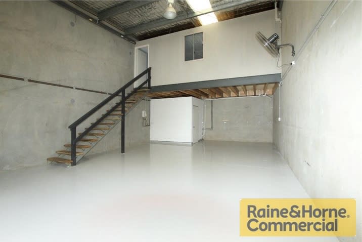 15/11 Forge Close Sumner QLD 4074 - Image 1