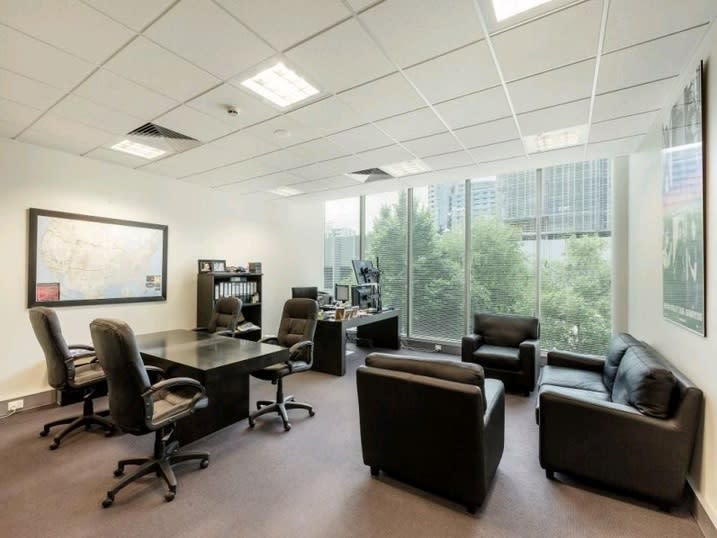 Click to view all images 6/25 Claremont Street South Yarra VIC 3141 - Image 3