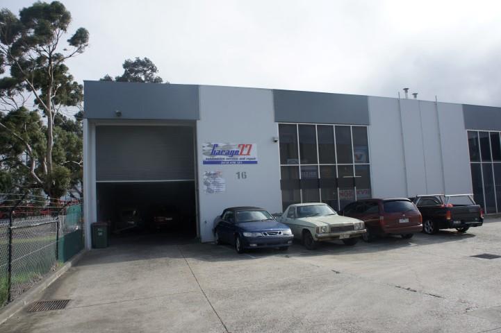 Click to view all images 16/7-9 Dunstans Court Reservoir VIC 3073 - Image 3