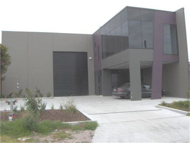 13 Beach Avenue Mordialloc VIC 3195 - Image 1