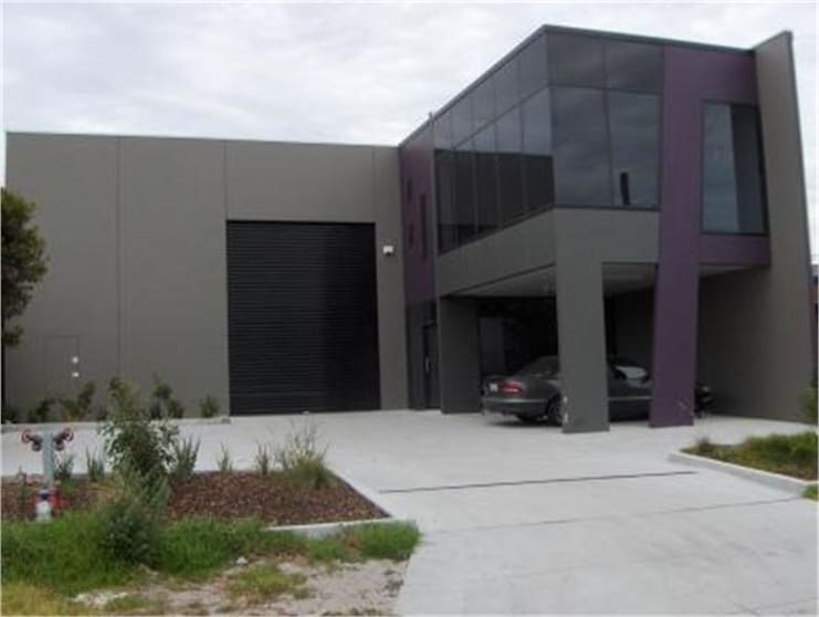 Click to view all images 13 Beach Avenue Mordialloc VIC 3195 - Image 1