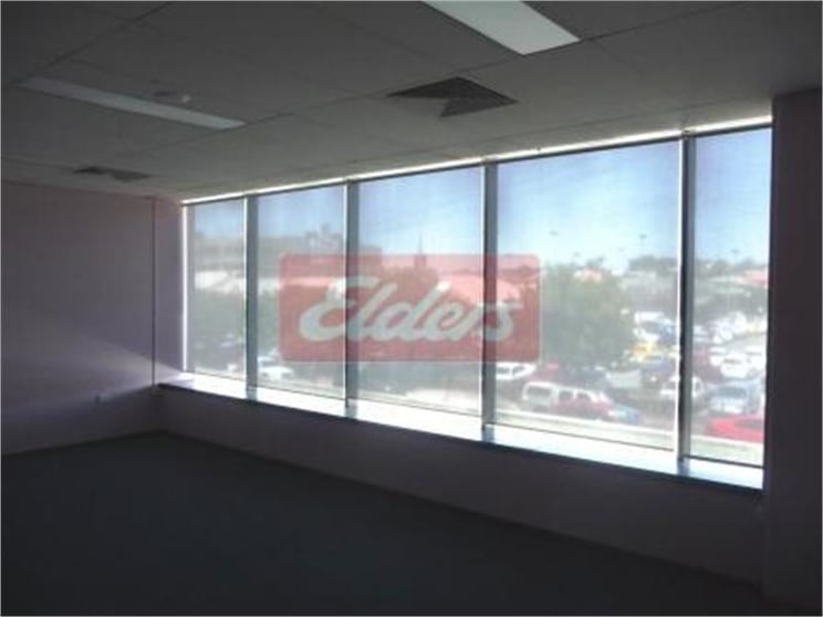 Click to view all images Woolloongabba QLD 4102 - Image 2