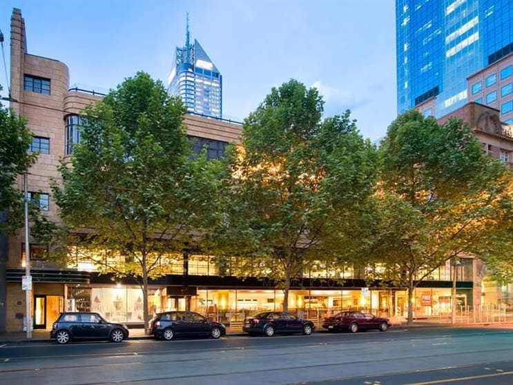 Click to view all images 202/546 Collins Street Melbourne VIC 3000 - Image 2