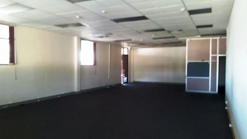 Click to view all images 37 Albert Street Footscray VIC 3011 - Image 2