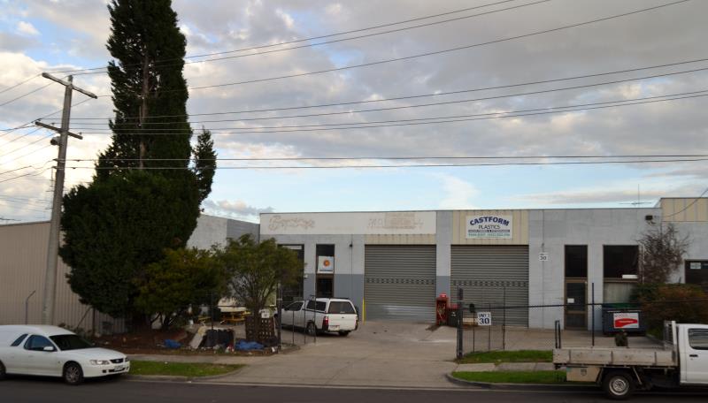Click to view all images Unit 4, 30 Clements Avenue Bundoora VIC 3083 - Image 2