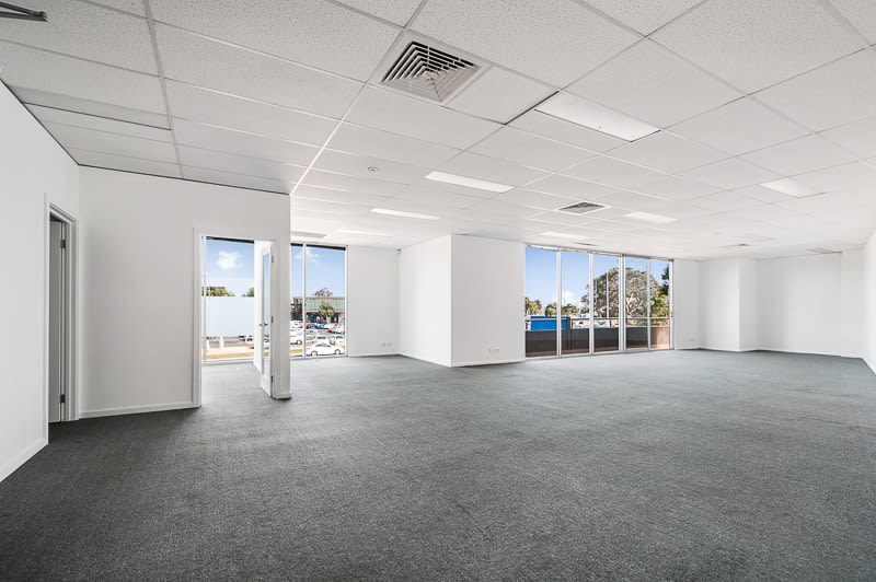 Click to view all images Level 1/314 McDonalds Road South Morang VIC 3752 - Image 3