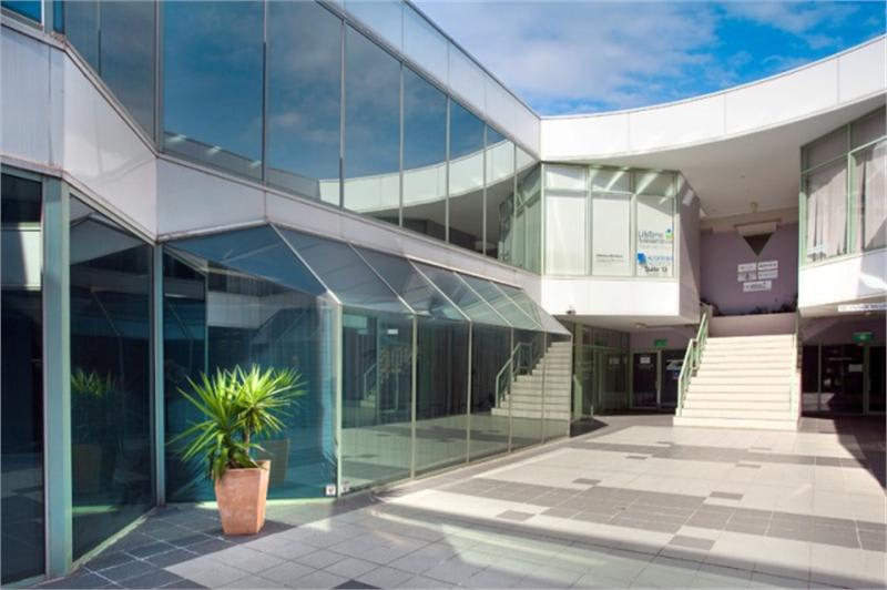 Click to view all images 214 Bay Street Brighton VIC 3186 - Image 3
