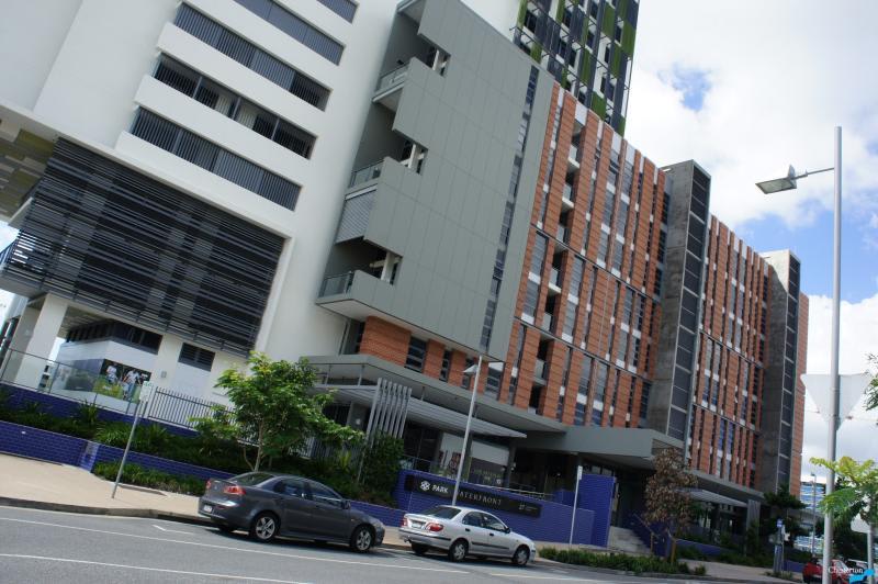 27 Cunningham Street Newstead QLD 4006 - Image 1