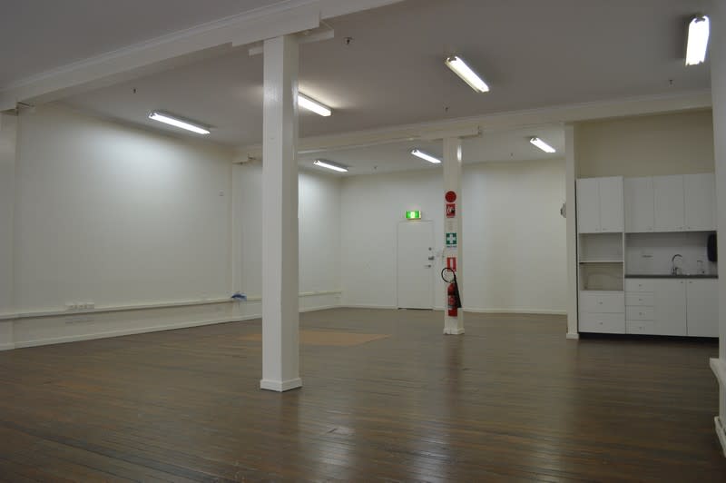 Click to view all images Suite 4/13-15 Smail Street Ultimo NSW 2007 - Image 3