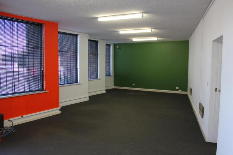 9 Horsecroft Place Moorabbin VIC 3189 - Image 2