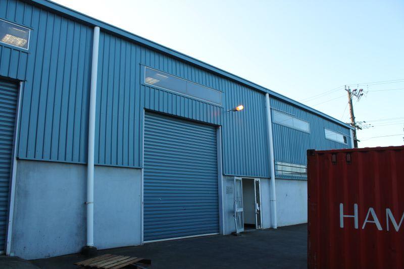 Click to view all images Middle/253 Princes Highway Dandenong VIC 3175 - Image 1
