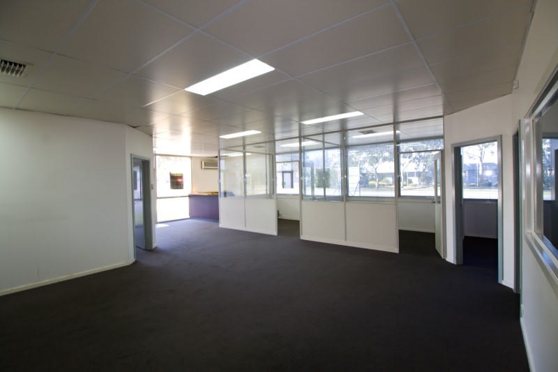 Click to view all images 56-60 Woodlands Drive Braeside VIC 3195 - Image 3