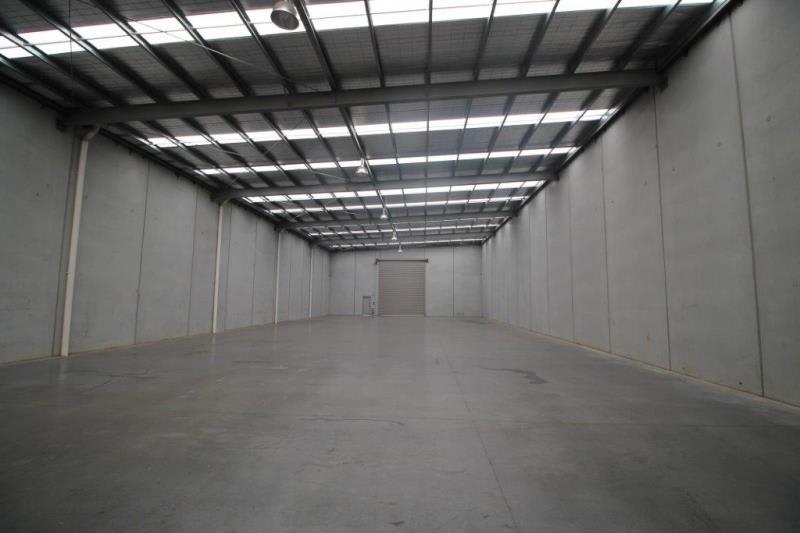 Click to view all images 36 Deans Court Dandenong VIC 3175 - Image 2