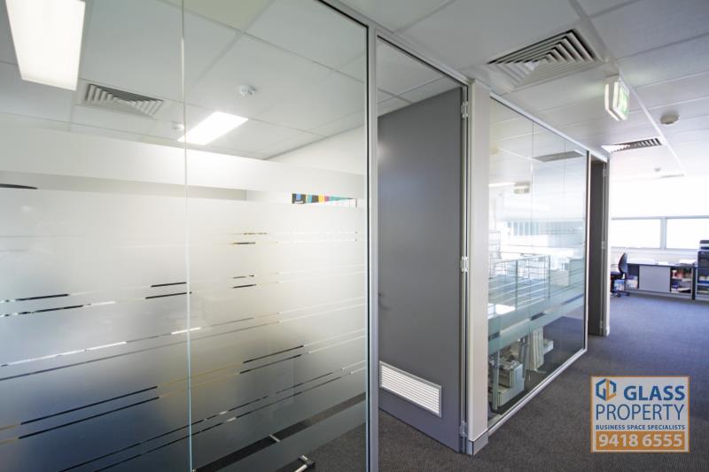 Click to view all images 27 Mars Road Lane Cove NSW 2066 - Image 2