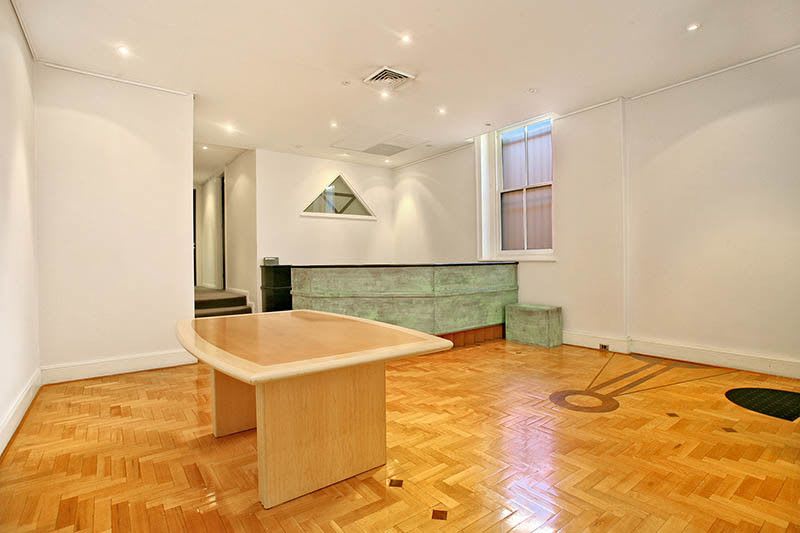 Click to view all images Ground/41 Riley Street Woolloomooloo NSW 2011 - Image 2
