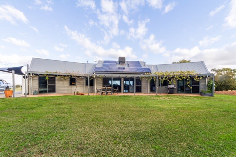 188 Paytens Lane Cowra NSW 2794 - Image 2