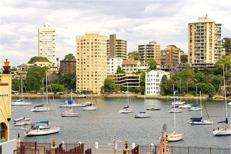 Click to view all images 202/6A Glen Street Milsons Point NSW 2061 - Image 2