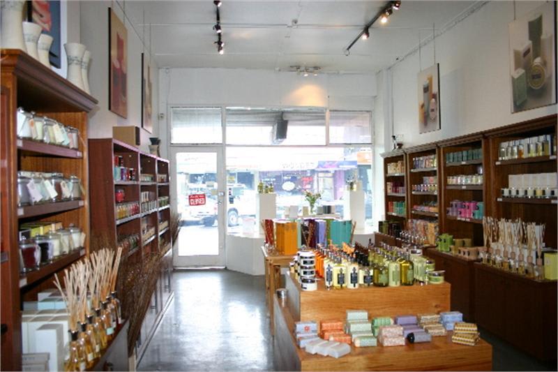 Click to view all images 137 Church Street Brighton VIC 3186 - Image 2