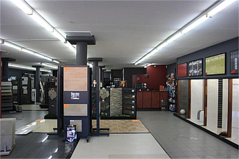 Click to view all images 84 Synnot Street Werribee VIC 3030 - Image 2