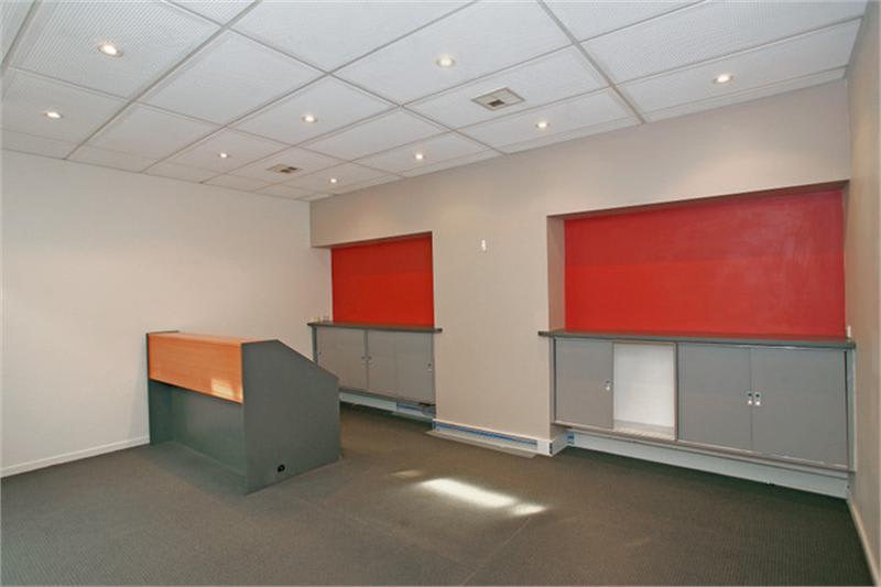 Click to view all images 1/64 Portman Street Oakleigh VIC 3166 - Image 2