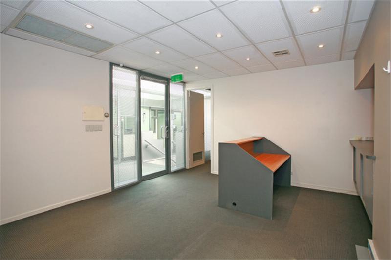Click to view all images 1/64 Portman Street Oakleigh VIC 3166 - Image 3