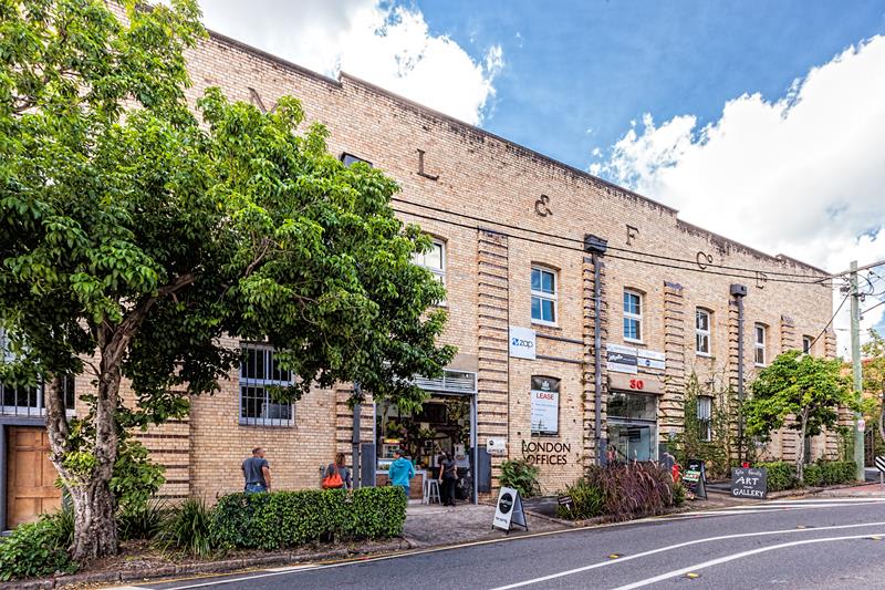 Click to view all images Teneriffe QLD 4005 - Image 1