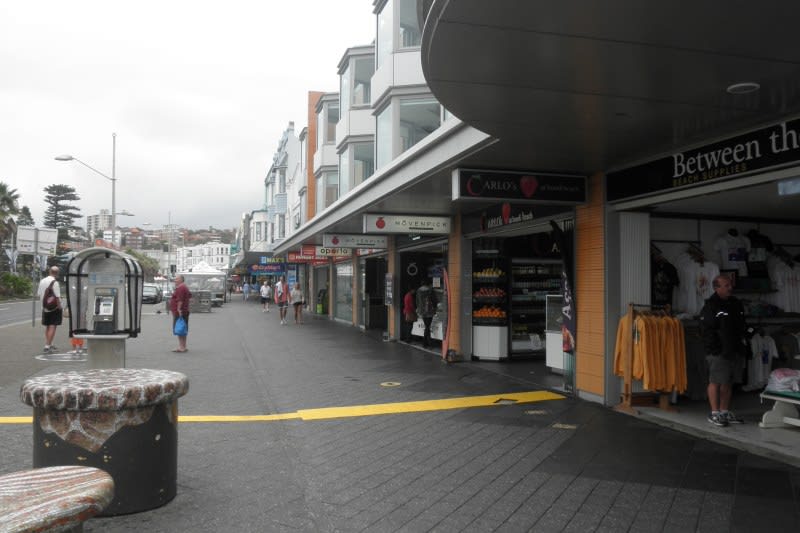 Click to view all images 2/152 Campbell Parade Bondi Beach NSW 2026 - Image 3