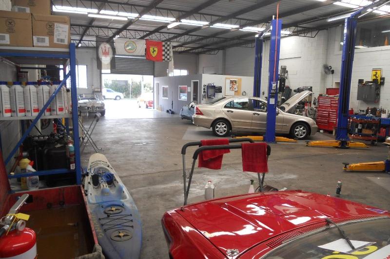 Click to view all images 9 Bogan Street Albion QLD 4010 - Image 3
