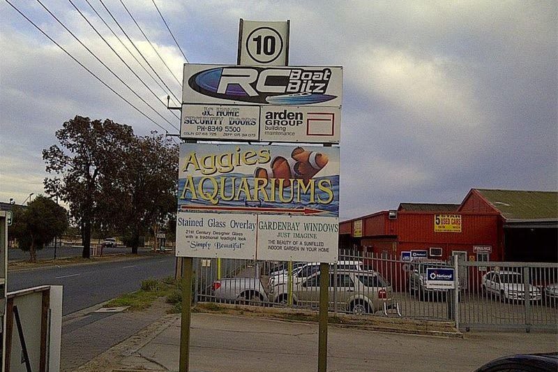 Click to view all images 9/10 Research Road Pooraka SA 5095 - Image 2