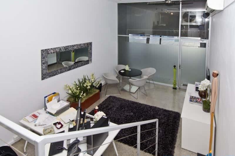 Click to view all images 2/299 Liverpool Street Darlinghurst NSW 2010 - Image 3