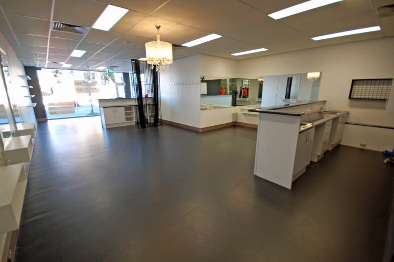 1/103 Hume Street Wodonga VIC 3690 - Image 2