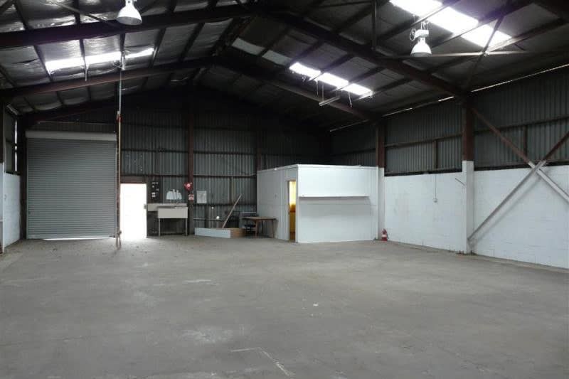 Click to view all images Rear/85 Princes Highway Fairy Meadow NSW 2519 - Image 2