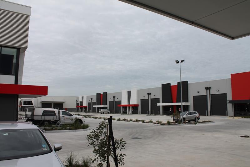 Click to view all images Unit 17/191-195 Greens Road Dandenong VIC 3175 - Image 2