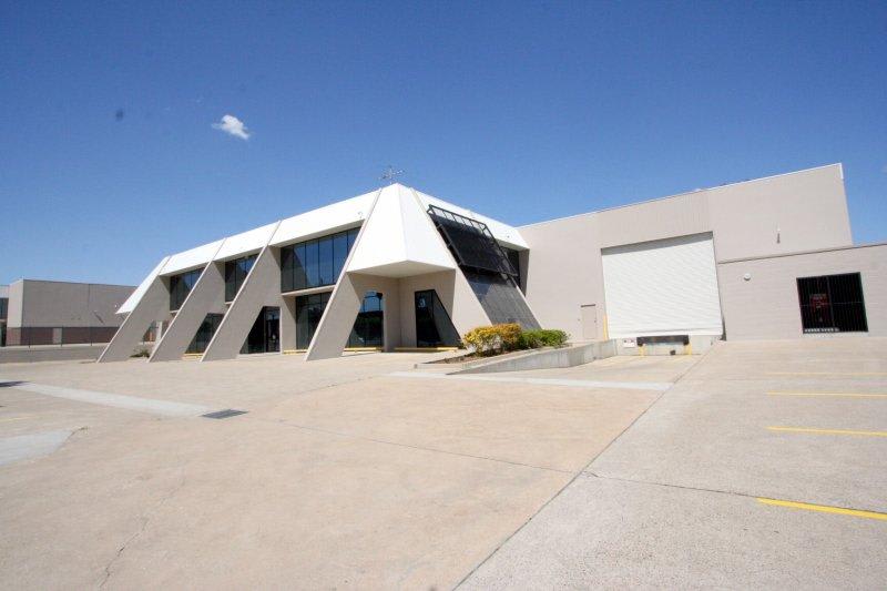 Click to view all images Wetherill Park NSW 2164 - Image 1