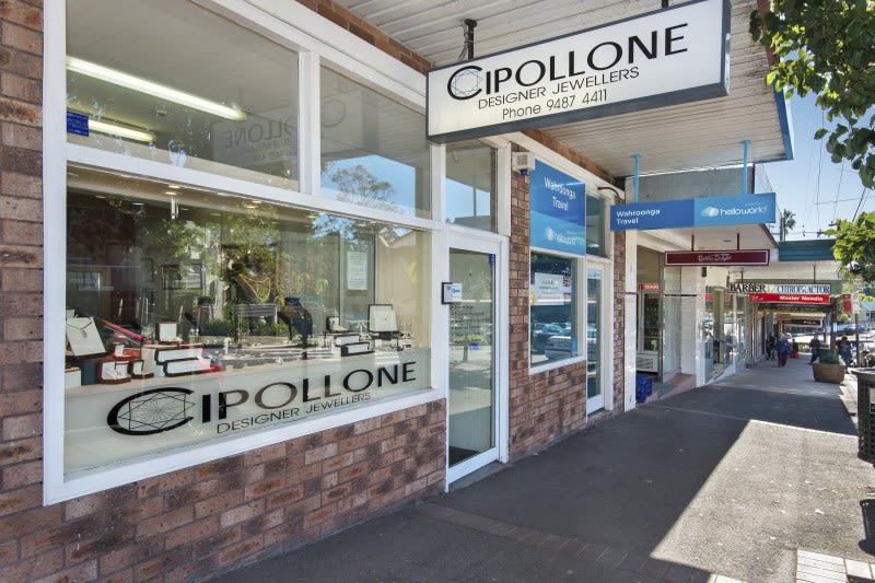 Click to view all images 25 Redleaf Avenue Wahroonga NSW 2076 - Image 2