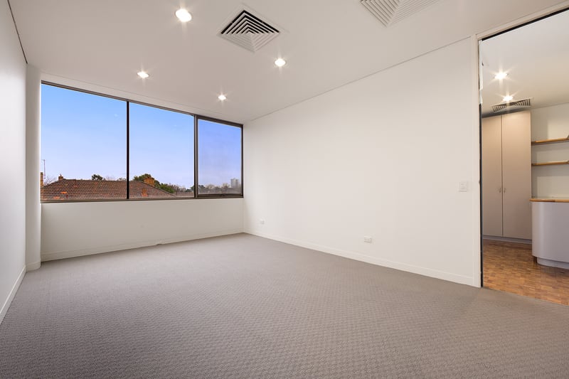 33/456 St Kilda Road Melbourne VIC 3000 - Image 1