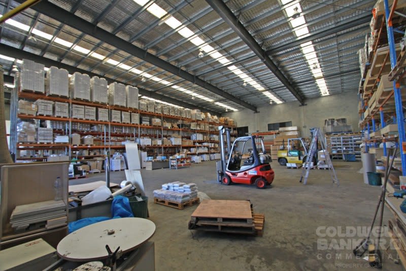 Click to view all images Meadowbrook QLD 4131 - Image 3