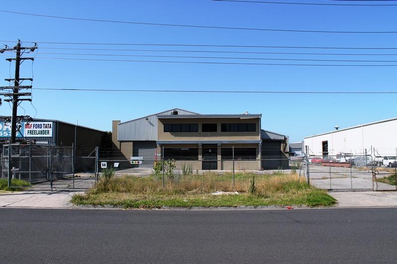 Click to view all images 56 Tarnard Drive Braeside VIC 3195 - Image 1