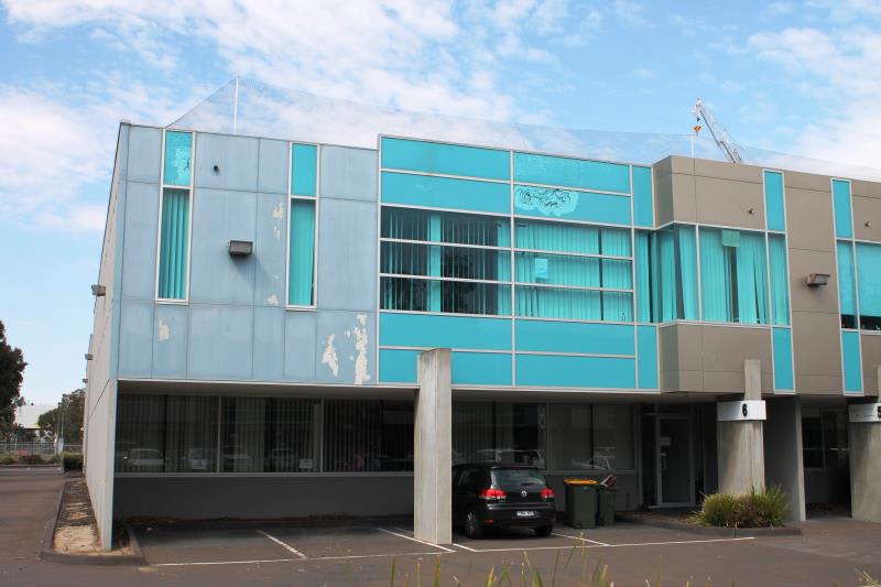 Click to view all images 31 Sabre Drive Port Melbourne VIC 3207 - Image 1