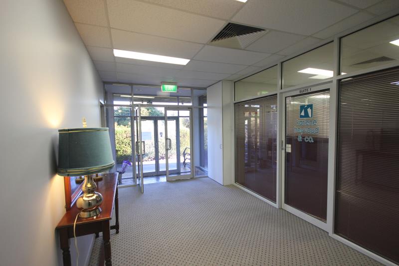 Click to view all images Ground/337 Maroondah Highway Croydon VIC 3136 - Image 3