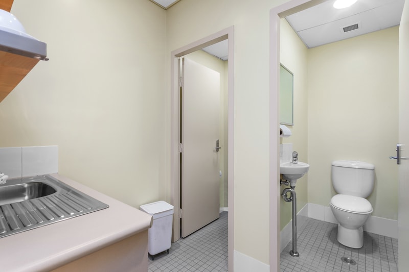 Click to view all images 13/538 Gardeners Rd Alexandria NSW 2015 - Image 3