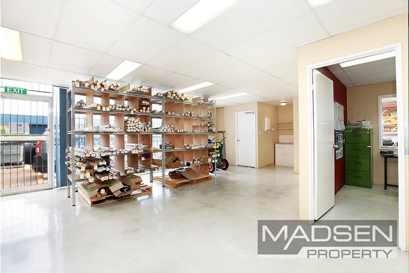 3/8 Willingdon Street Archerfield QLD 4108 - Image 3