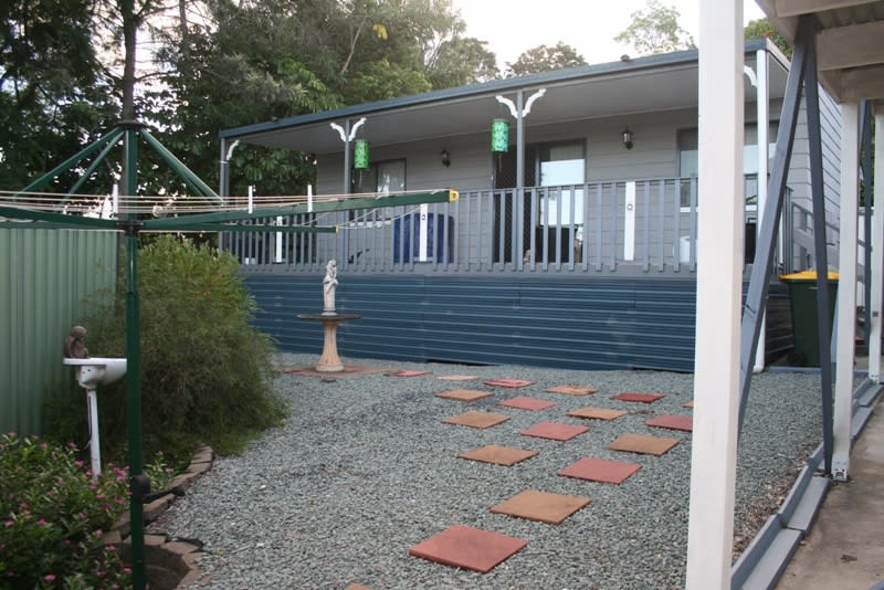 Click to view all images Petrie QLD 4502 - Image 3