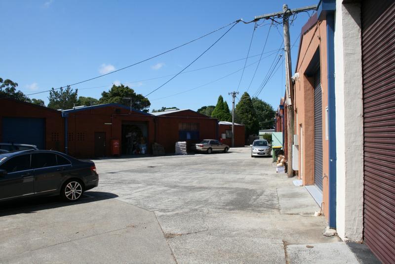 Click to view all images Lot 9 /9 Bradshaw Mordialloc VIC 3195 - Image 2