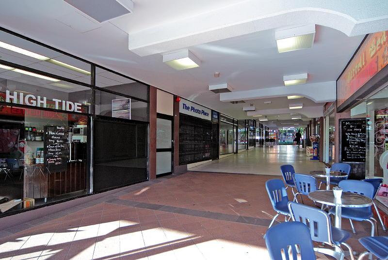 Click to view all images Shop 10-11/109-111 Junction Street Nowra NSW 2541 - Image 3