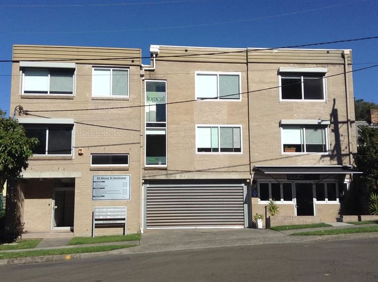 62 Moore St Austinmer NSW 2515 - Image 1