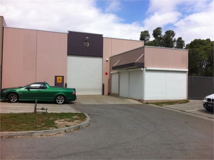 Click to view all images 10 Craven Court Hallam VIC 3803 - Image 1