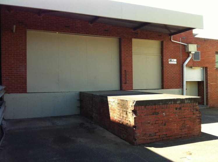 Click to view all images 37 Burgundy Street Heidelberg VIC 3084 - Image 2