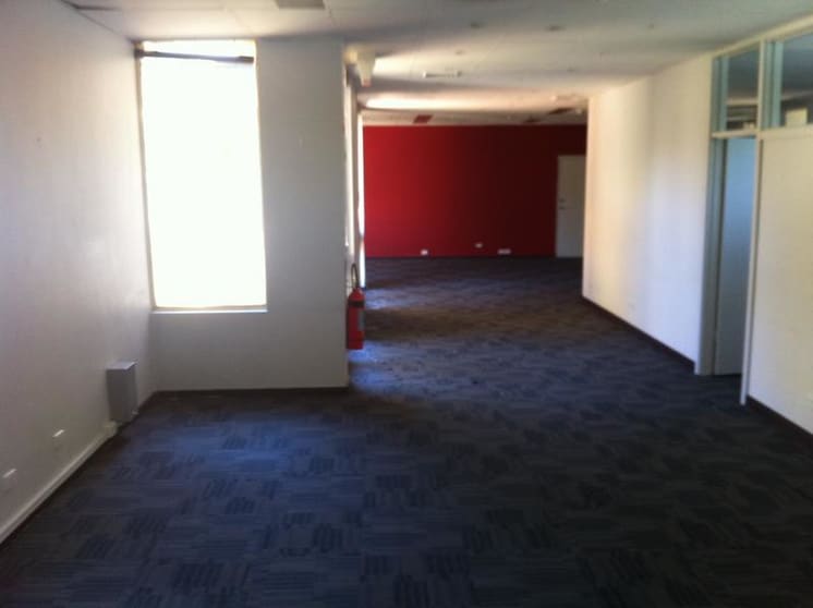 3/96 Camberwell Road Hawthorn East VIC 3123 - Image 2